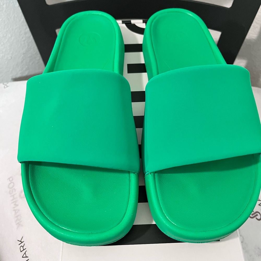 LULULEMON NIB AUTHENTIC WOMEN’S GREEN PUNCH RESTFEEL FIT GRIP SOFT FOAM …